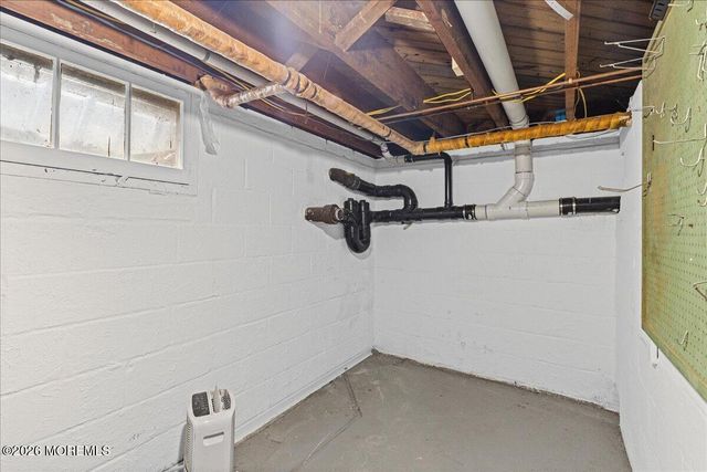 20 Weldon Road, Matawan, NJ 07747