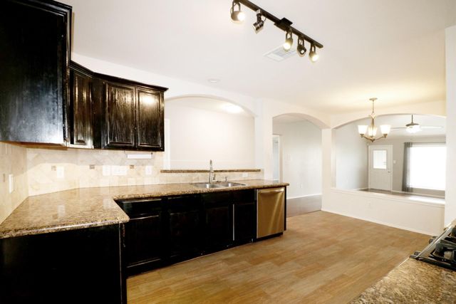 1434 W April Rain Court, Missouri City, TX 77489