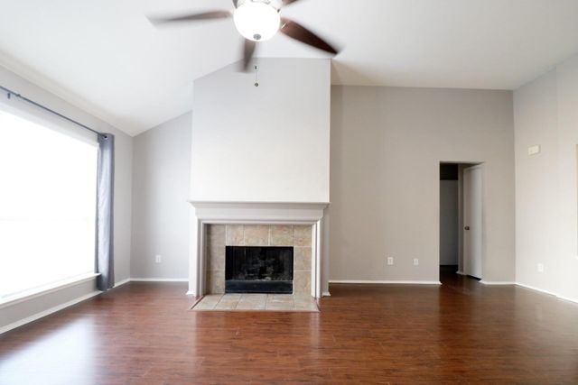 1434 W April Rain Court, Missouri City, TX 77489