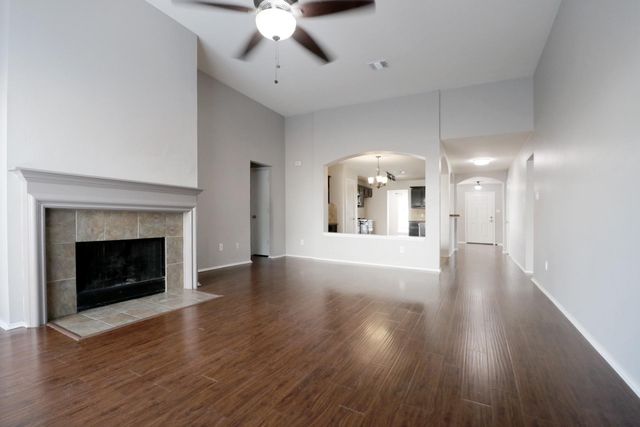 1434 W April Rain Court, Missouri City, TX 77489