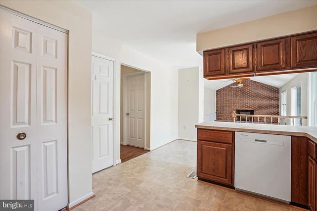 3307 FLINTWOOD CT, Herndon, VA 20171