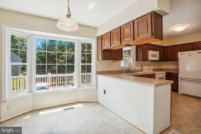 3307 FLINTWOOD CT, Herndon, VA 20171