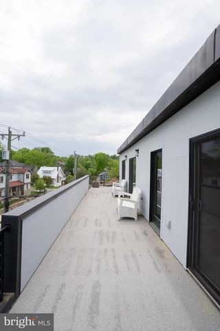900 20TH ST S, Arlington, VA 22202