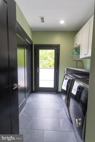 900 20TH ST S, Arlington, VA 22202