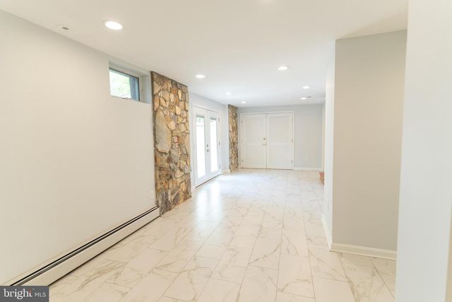 900 20TH ST S, Arlington, VA 22202