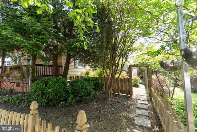 900 20TH ST S, Arlington, VA 22202