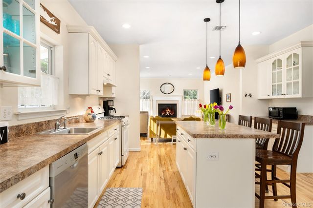 6 Mimosa Street, Miller Place, NY 11764