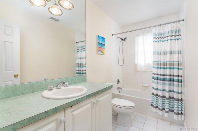 6 Mimosa Street, Miller Place, NY 11764