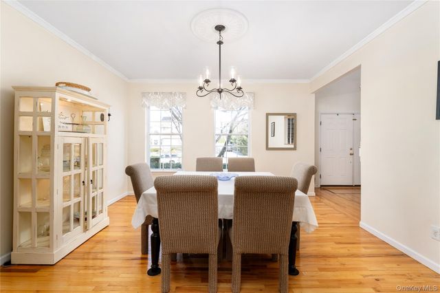 6 Mimosa Street, Miller Place, NY 11764