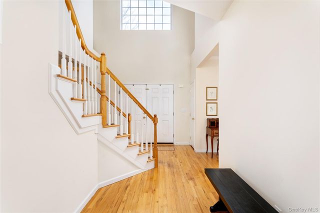 6 Mimosa Street, Miller Place, NY 11764