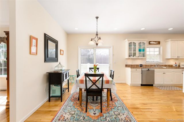 6 Mimosa Street, Miller Place, NY 11764