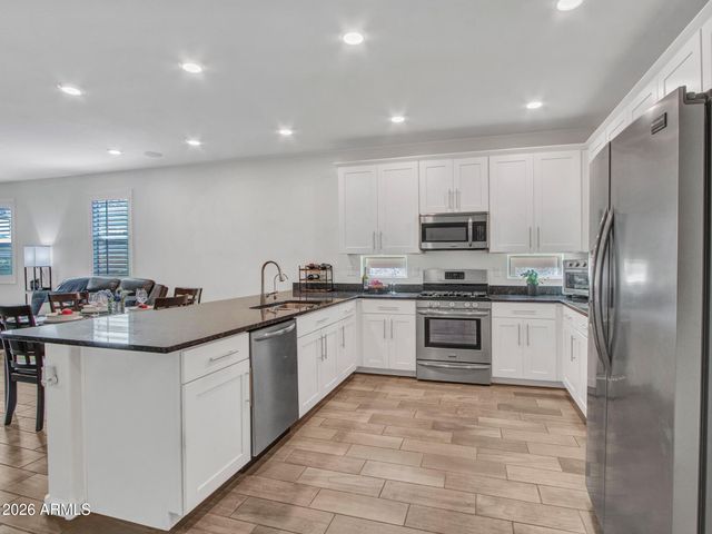 16385 W SOFT WIND Drive, Surprise, AZ 85387