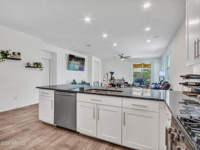 16385 W SOFT WIND Drive, Surprise, AZ 85387