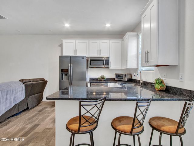 16385 W SOFT WIND Drive, Surprise, AZ 85387