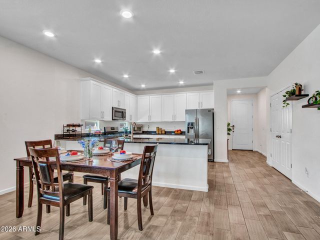 16385 W SOFT WIND Drive, Surprise, AZ 85387