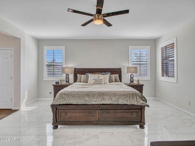 16385 W SOFT WIND Drive, Surprise, AZ 85387