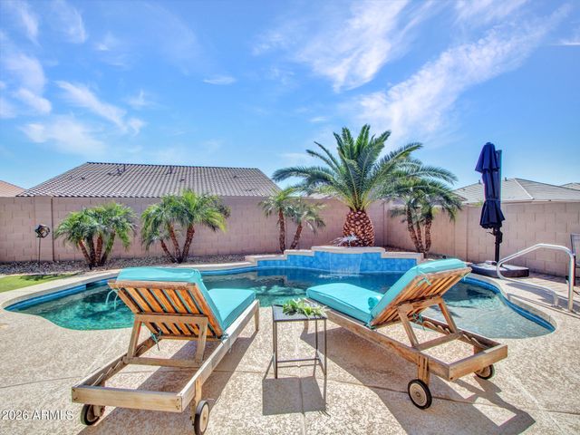 16385 W SOFT WIND Drive, Surprise, AZ 85387