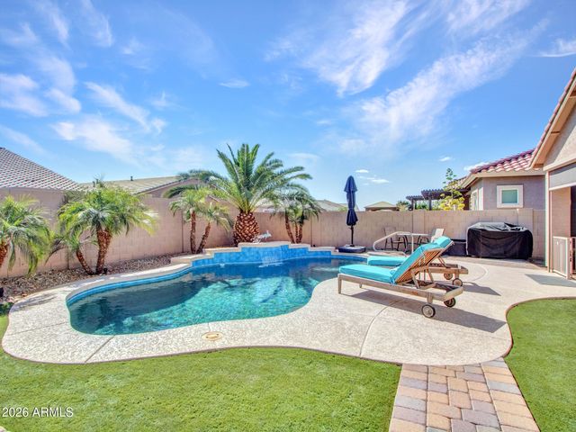 16385 W SOFT WIND Drive, Surprise, AZ 85387