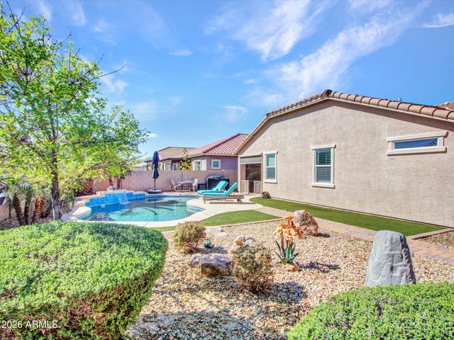 16385 W SOFT WIND Drive, Surprise, AZ 85387
