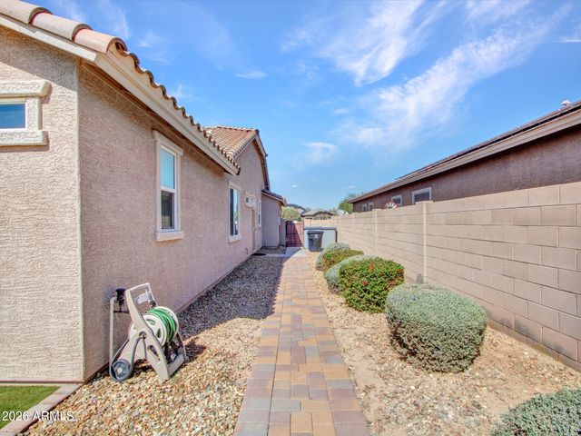 16385 W SOFT WIND Drive, Surprise, AZ 85387
