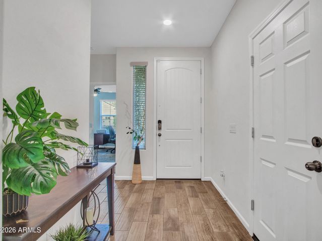 16385 W SOFT WIND Drive, Surprise, AZ 85387