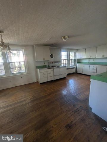 101 GARDEN STREET, Mount Holly, NJ 08060