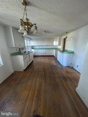 101 GARDEN STREET, Mount Holly, NJ 08060