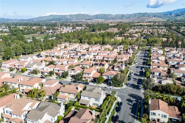 34 Great Lawn, Irvine, CA 92620