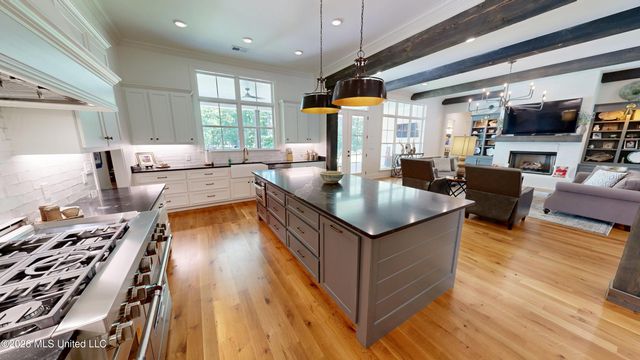 1178 Hickory Ridge Drive, Hernando, MS 38632