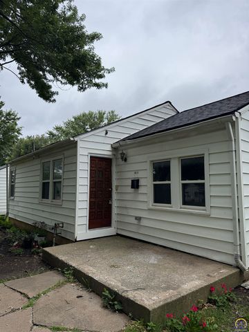 815 SW Parkview ST, Topeka, KS 66606