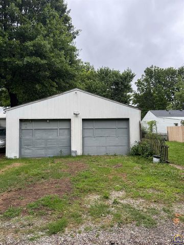815 SW Parkview ST, Topeka, KS 66606