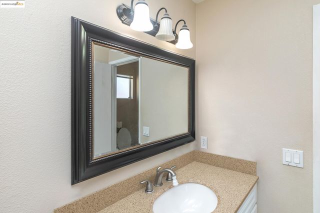 2028 Putnam St, Antioch, CA 94509