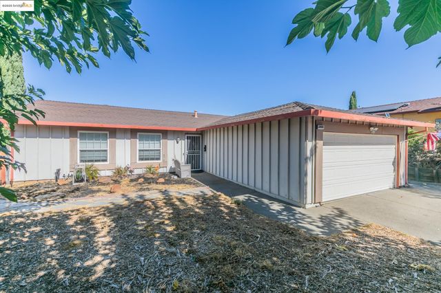2028 Putnam St, Antioch, CA 94509