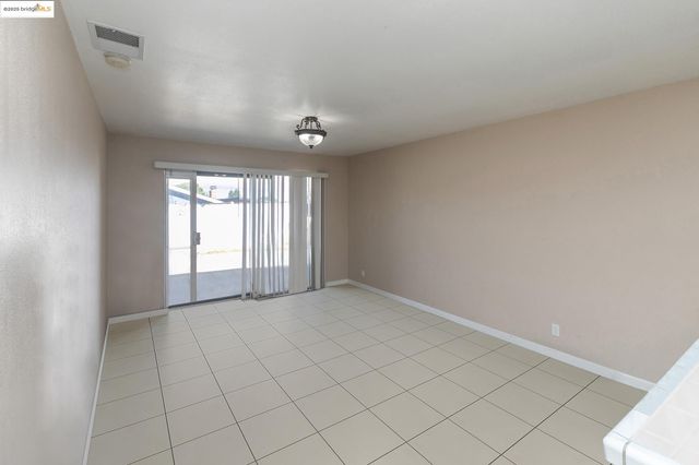 2028 Putnam St, Antioch, CA 94509