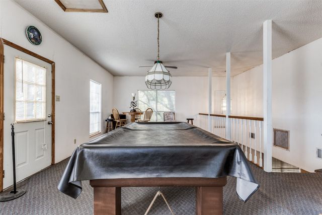 18025 N County Road 4052, Kemp, TX 75143