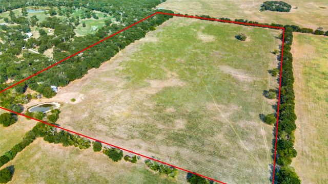 18025 N County Road 4052, Kemp, TX 75143