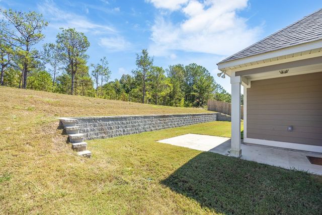 50 Ivy Loop, Phenix City, AL 36867