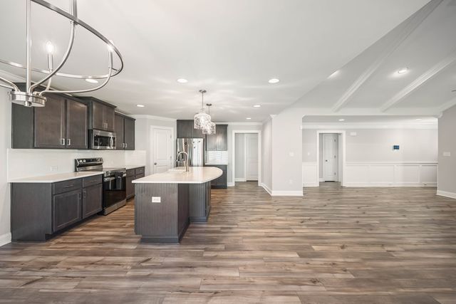 50 Ivy Loop, Phenix City, AL 36867