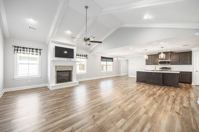 50 Ivy Loop, Phenix City, AL 36867