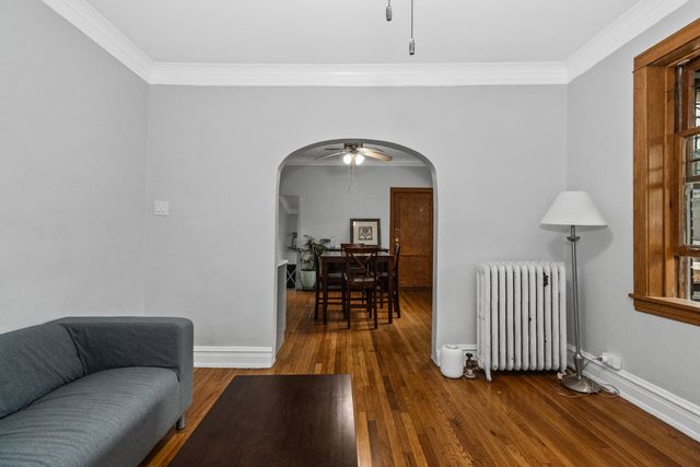 510 Madison Street 3S, Oak Park, IL 60302