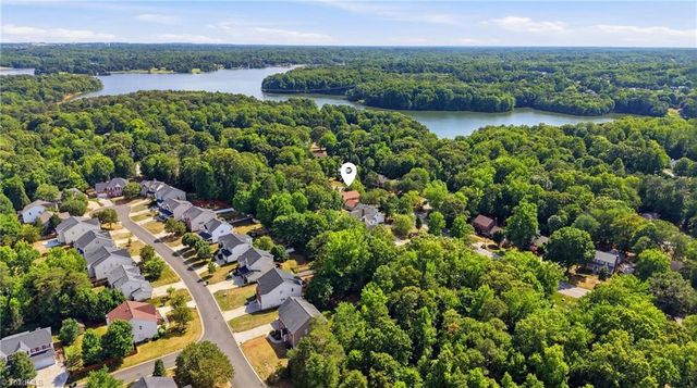 4518 Oak Hollow Drive, High Point, NC 27265