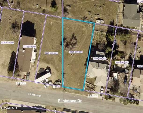 Flintstone Dr, Lake Elizabeth, CA 93532