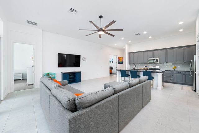 9135 SW Pepoli Way, Port St. Lucie, Port St Lucie, FL 34987