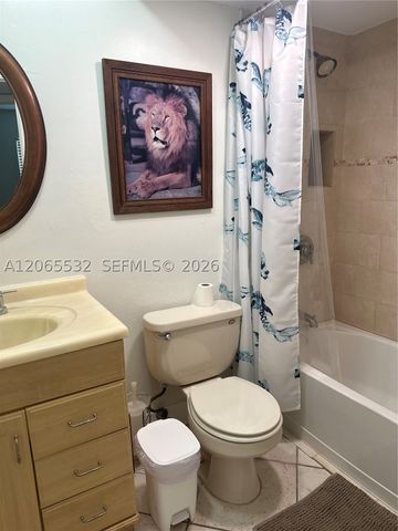 8305 Sunrise Lakes Blvd 310, Sunrise, FL 33322