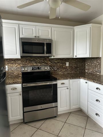 8305 Sunrise Lakes Blvd 310, Sunrise, FL 33322