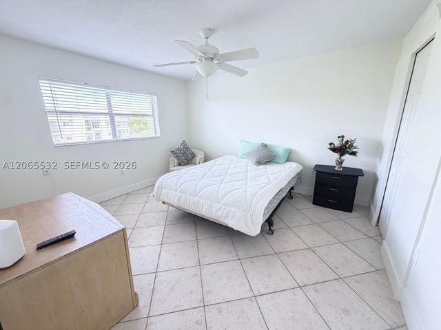 8305 Sunrise Lakes Blvd 310, Sunrise, FL 33322