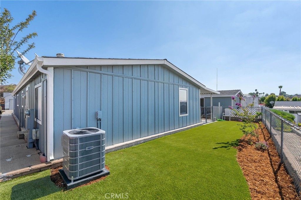 38035 Via Del Largo, Murrieta, CA 92563 — photo 2