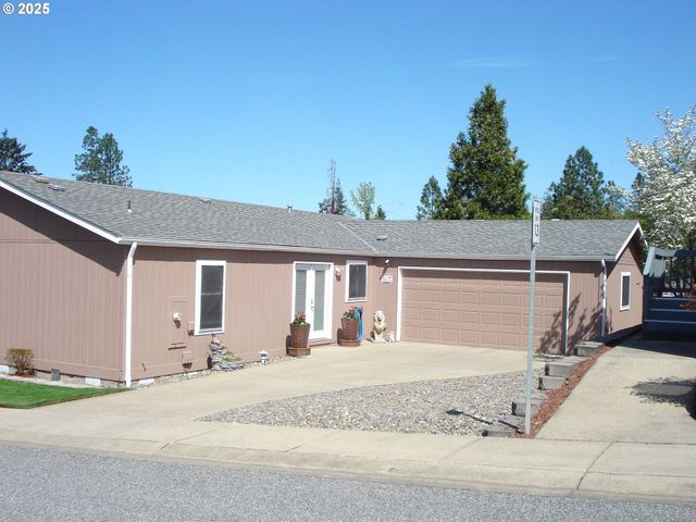 118 SAMANTHA Way, Canyonville, OR 97417
