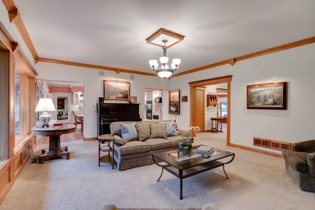 4151 Rice Street, Shoreview, MN 55126