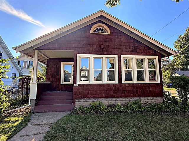 1325 WISCONSIN STREET, Oshkosh, WI 54901